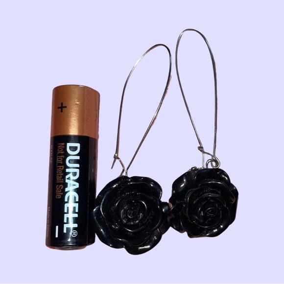 Flower earrings - Picture 2 of 2